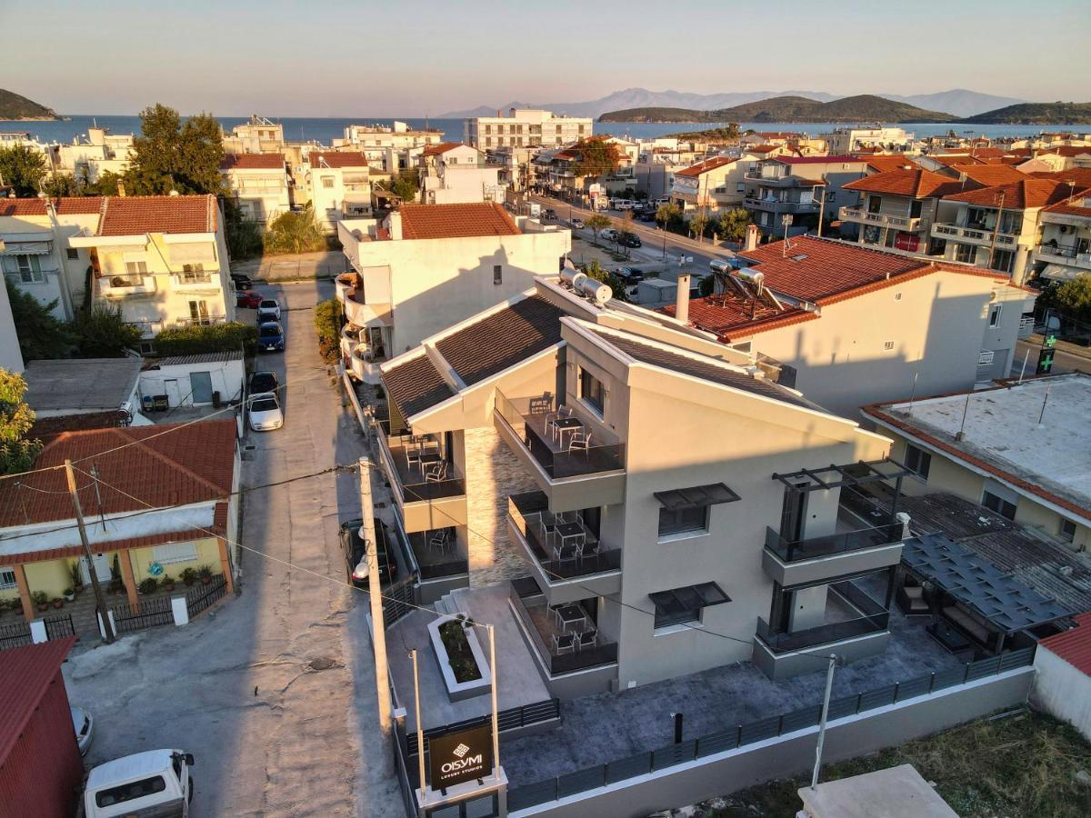 Oisymi Luxury Studios Néa Péramos Dış mekan fotoğraf